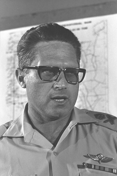 File:Aharon Yariv 1970 .jpg